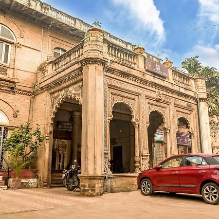 Dera Haveli- Heritage Homestay 괄리오르 외부 사진